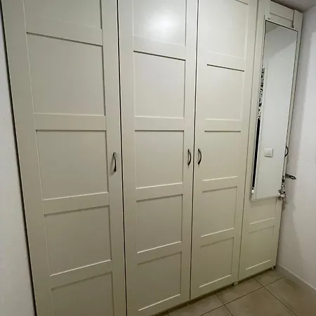 Ground Floor With Garden *