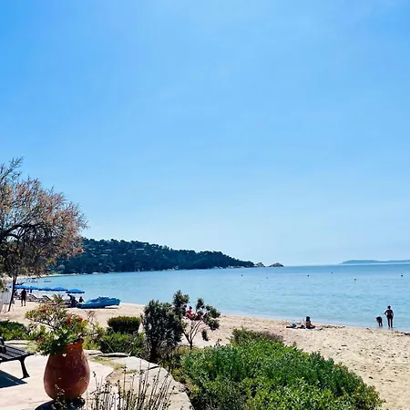 Ground Floor With Garden Daire Le Lavandou