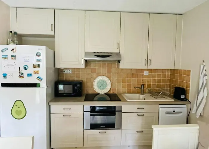 Ground Floor With Garden Daire *