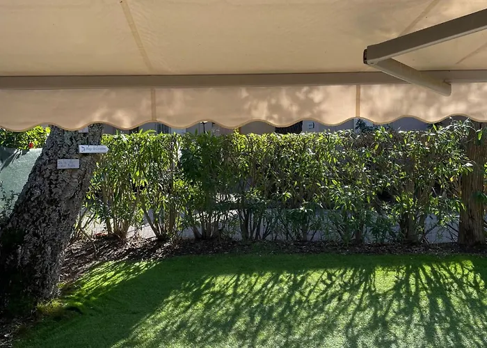 Ground Floor With Garden * Le Lavandou